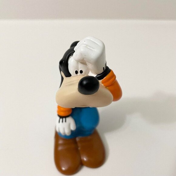 Disney Goofy and Pluto Vinyl Figure 4 and 4.5 Inch Toys - Picture 12 of 16